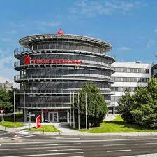 Located in a quiet side street off the louisen arcaden , parking is easy to find in the kurhaus underground garage opposite. Taunus Sparkasse Private Banking Ludwig Erhard Anlage Bad Homburg Vor Der Hohe