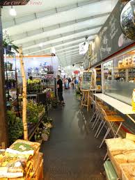 Epingle Par Severine W Sur Frankfurt Am Main Francfort Marche Couvert La Cite