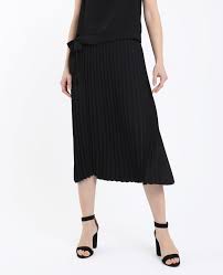 Durant la période estivale, on aime la jupe plissée aux motifs fleuris style sixties. Jupe Plissee Noir 690573899a08 Pimkie