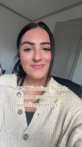 Jessica Schoen's Instagram, Twitter & Facebook