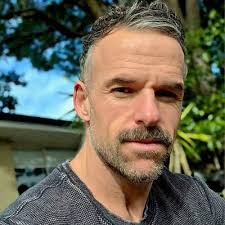 Josephine Tobin (@treesandbees55)