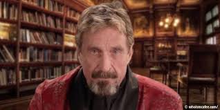 Последние твиты от john mcafee (@officialmcafee). John Mcafee Witzelt Aus Dem Gefangnis Knast Ist Wie Familie Pc Welt