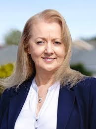 Trina Gribble's Instagram, Twitter & Facebook