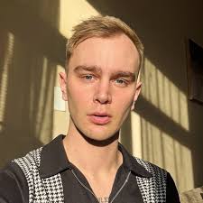 Justin “J. Tyler” Ellingwood (@jtylermusic) • Instagram photos and videos