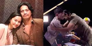 Si robin padilla o robinhood fernando cariño padilla (isinilang noong nobyembre 23, 1969) ay isang artista sa pilipinas. Mariel Rodriguez Defends Husband Robin Padilla In Korean Contestant Row