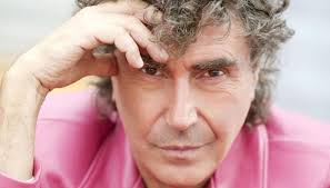 Sin da bambino, avverte la passione per le percussioni trasformando tutto quello che gli capita a portata di mano in rumore e ritmo. Very True Dodi Battaglia Recounts The Last Phone Call To Stefano D Orazio