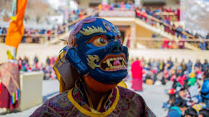 Goncha or kos (commonly used word in ladakh) is a voluminous robe resembling a coat made of. Festivals In Ladakh Leh Ladakh Festival 2021 Dates Adotrip