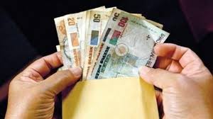 La bonificación por escolaridad también se otorga a favor de los funcionarios y servidores nombrados y contratados bajo el régimen del decreto legislativo 276 y las leyes 29944 y 30512; Bono De Escolaridad 2021 Quienes Reciben Los 400 Soles Del Beneficio Para Trabajadores Del Sector Publico Rpp Noticias