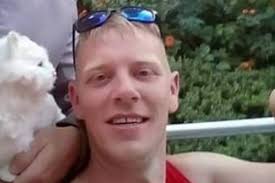 Father-of-five had submachine gun in 'sophisticated hidden compartment' in  his car during garda search