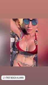 NARİN ESMERSOY (@narinelaa) - Urlebird