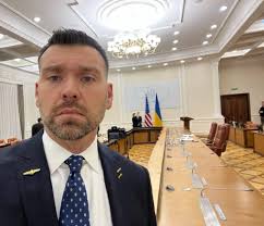 Just wanted to let you know that Mark Nemecs story from Prague that I  shared a week ago is now