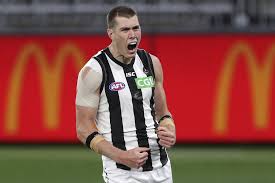 Knowing that an afl player has to dispose of the ball when tackled the tackler tackles the player in possession in such a way to make the process the most difficult for the player in possession and. American Afl Player Mason Cox Thrives On Crowd Criticism