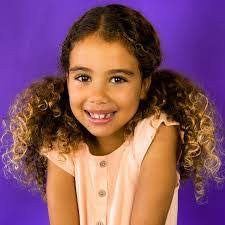 Lori Tabbert's Instagram, Twitter & Facebook