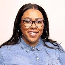 Victoria Barnett's Instagram, Twitter & Facebook