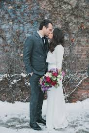Nyc Winter Wedding At The Foundry Wedding Winter Winter Wunderland Hochzeit Atemberaubende Hochzeitskleider