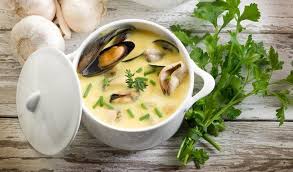 Moules A La Creme Safranee Recette Moules Voyage Culinaire Creme