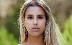 O artista recorreu às suas instastories para aconselhar os fãs sobre o reality show da tvi. Big Brother A Revolucao Joana Diz Que Nunca Namorou Mas Este Ator Bem Conhecido Afirma O Contrario Nova Gente