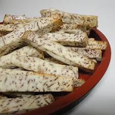 Taro Root Is Known As Magimbi In Swahili Its Taste Is Almost Like Tropical Sweet Potatoes Taro Grows In Muddy Or Dry Areas Ma African Food Taro Recipes Food