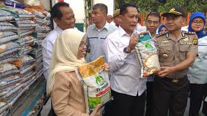 Tata cara pembayaran di perdagangan luar negeri dengan dalam negeri itu berbeda. Pejabat Kemendag Ungkap Permintaan Impor Beras Kepala Bulog Bisnis Tempo Co