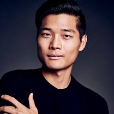 Manuel Liñán doorkruist met vijf mannelijke collega-dansers het hele  tableau aan vrouwelijke flamencostijlen