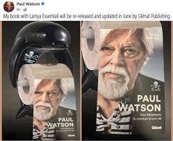 Who in their right mind would buy the Craptain's Crap, We understand that  the French Publishing House had to try new Shitty Solutions💩💩💩💩💩