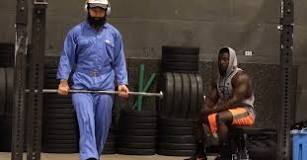How strong is Anatoly, the 'janitor' powerlifter, really?