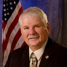 Mad Maxine Waters lives in a $3M dollar mansion, has a net worth of  MILLIONS