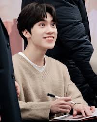 · his family consists of mother, father and 3 older sisters. Hendery Cute Explore Tumblr Posts And Blogs Tumgir
