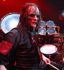 Joey jordison, slipknot's founding drummer, dies at age 46. Ugq3n25vezzxom