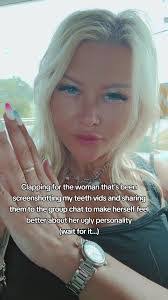 Holly Clapp's Instagram, Twitter & Facebook