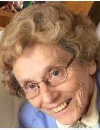 Tara Graham's Instagram, Twitter & Facebook