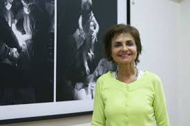 La subsecretaria de salud, paula daza, dijo que conforme transcurre agosto y por ende la extensión de la alerta sanitaria. Revista Capital Paula Daza Subsecretaria De Salud Publica Remedios Mas Democraticos