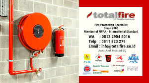 Alarm kebakaran merupakan alat yang dirancang untuk mendeteksi terjadi kebakaran pada area alarm kebakaran didisain khusus untuk mengeluarkan bunyi yang bising dan flash camp / lampu. Perhatikan Hal Berikut Sebelum Mencari Kontraktor Alarm Kebakaran