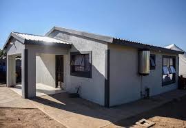 Julius malema is probably among south africa's most popular politicians, maybe the the sale of the malema house raised a whopping r1.5 million, whereas the farm in limpopo fetched r2.5 million. Kalemba Malema Builds House For Poor Old Woman Julius Facebook