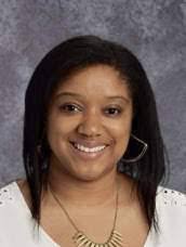 Jennifer Shoulders's Instagram, Twitter & Facebook