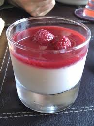 Panna Cotta Au Coulis De Fruits Rouges Recette Coulis De Fruits Panna Cotta Recettes De Cuisine
