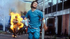 28 Days Later The Zombie Pandemic On Hulu Stream On Demand Mais aussitôt libérés, les primates, contaminés par un mystérieux virus et animés d'une rage incontrôlable. 28 days later the zombie pandemic on