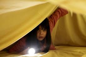 Google Image Result For Http Www Subtitledonline Com Wp Content Uploads 2012 02 Dont Be Afraid Of The Dark Jpg Crimson Peak Espagnol Le Labyrinthe De Pan