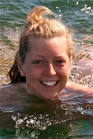 Lomah Bloggbok 2010: PRESENTATION CLARA LINDER, 18 år.