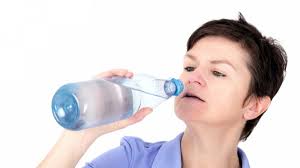 Wir zeigen ihnen 90 tolle ideen. Plastikflaschen Sind Ungesund Darum Sollten Sie Pet Flaschen Nicht Wiederverwenden News De