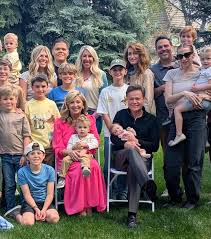 Donny Osmond proving there's no such thing as too much family! 👏