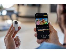 Between the different mounting accessories supplied with the insta360 go records video, audio, and photos to 8gb of internal storage and exports the content to your phone via a companion ios/android app. Et6fhn4npwbtfm