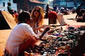 Lauren Conrad Shopping With A Local Artisan In Nepal Hollywood Girls Lauren Conrad Style Handmade Fair