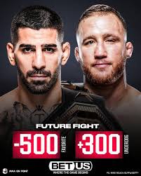 Justin getting knocked out rd 1 fasho ቲክ နက်းခြမ်မေတတ GENOG FUTURE FIGHT  500 BATININ 300 OMINON BETUS WHERE TH GAME BEGINS MMA MMAONPOINT MMAON ON  POINT PC MIKE ROACH/ZUFFA/GETTY