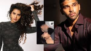 Anupama kissing Dhruv Vikram: real pic or publicity stunt? | Telugu Cinema