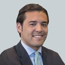 Daniel Kaplan's Instagram, Twitter & Facebook