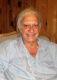 Melvin Meyer's Instagram, Twitter & Facebook