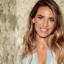 Flora Gonzalez: Actualidad, moda y belleza