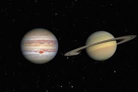 Jupiter och saturnus ligger just nu sällsynt tätt intill varandra. A6ejlm1bkdxlvm