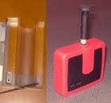 Container seal (a) mechanical bolt (b) RFID e-seal passive ...